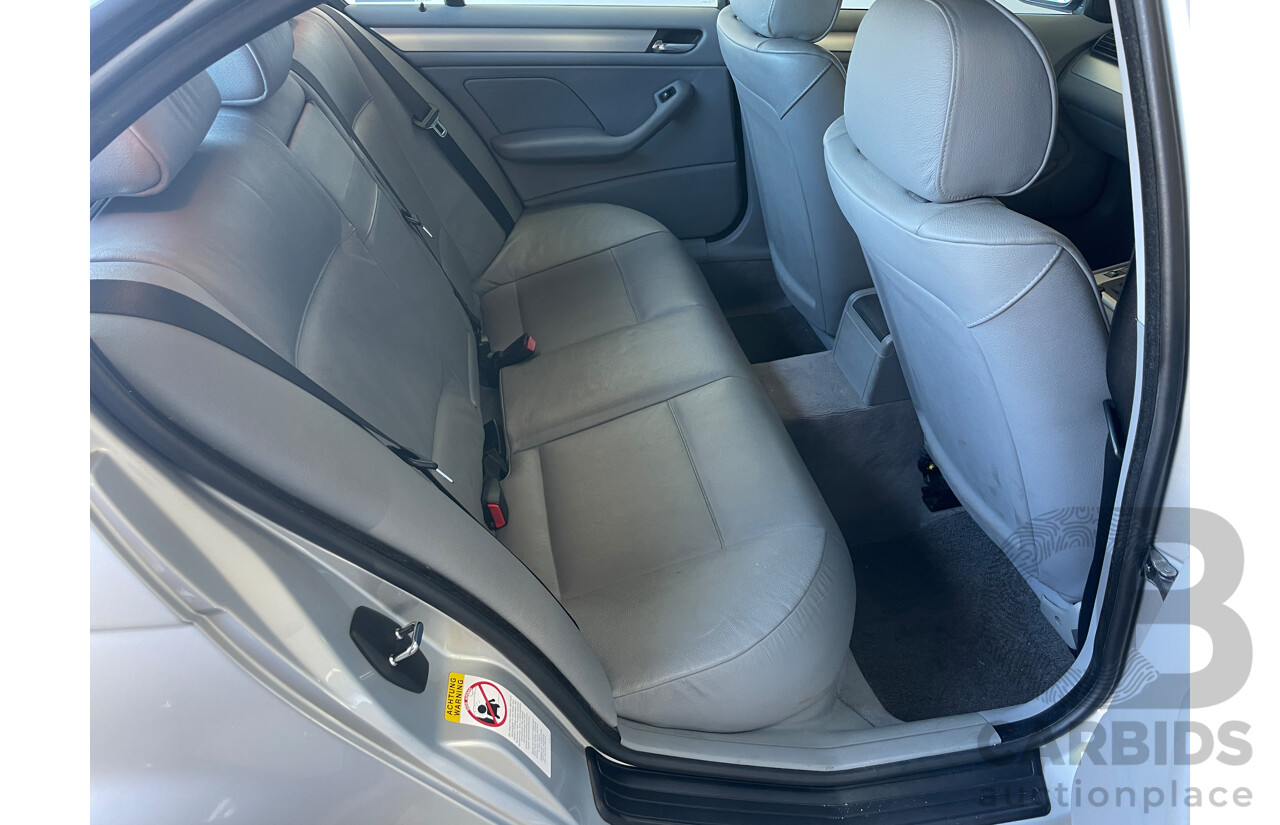 8/2002 BMW 318i Executive E46 4d Sedan Silver 2.0L