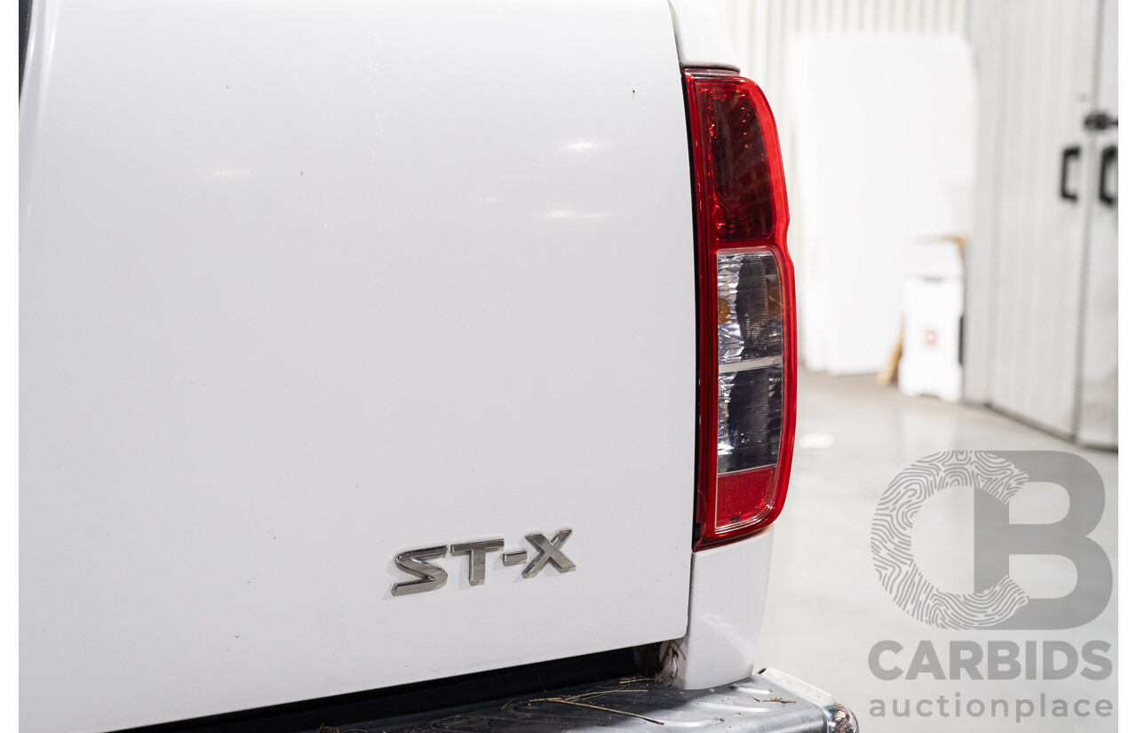 3/2012 Nissan Navara ST-X (4x4) D40 MY12 Dual Cab P/Up White Turbo Diesel V6 3.0L
