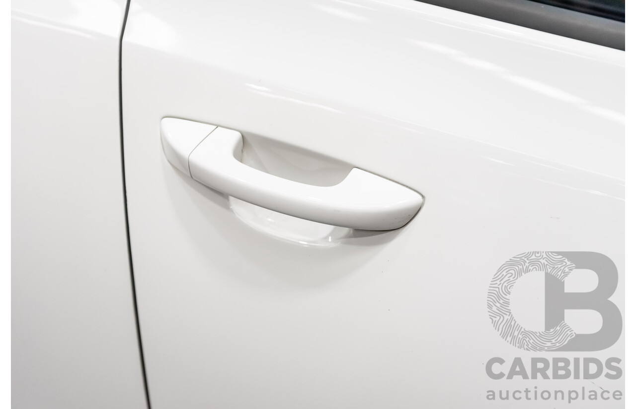 8/2011 Volkswagen Golf GTi 1K MY11 5d Hatchback White 2.0L Turbo