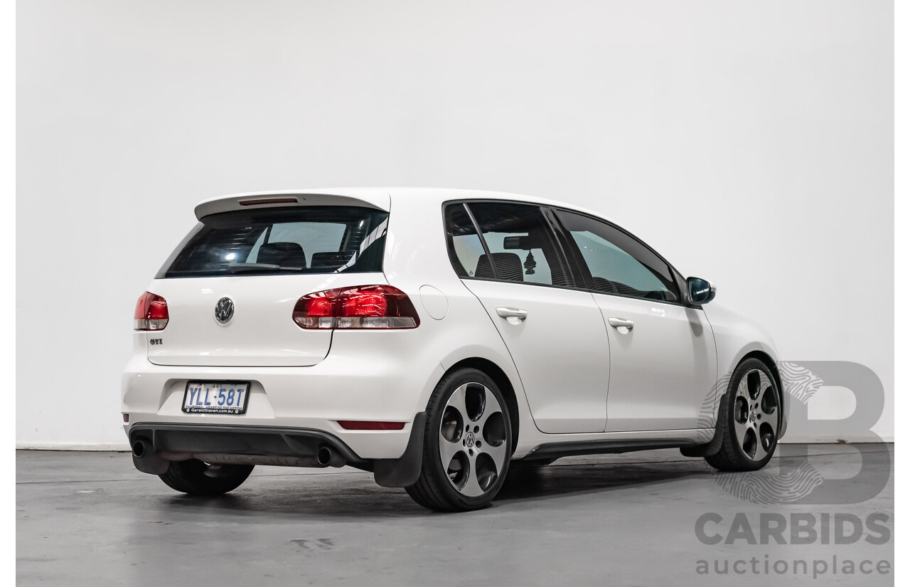 8/2011 Volkswagen Golf GTi 1K MY11 5d Hatchback White 2.0L Turbo