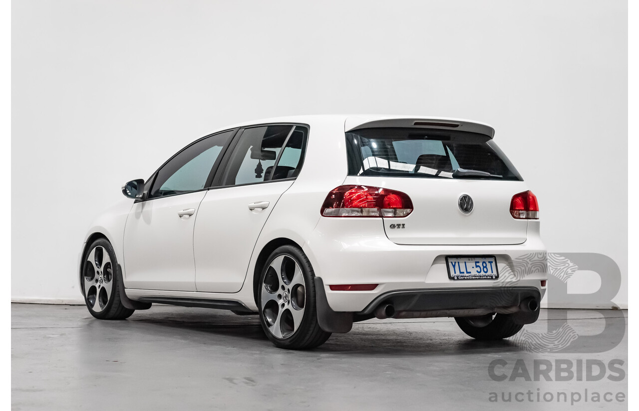 8/2011 Volkswagen Golf GTi 1K MY11 5d Hatchback White 2.0L Turbo