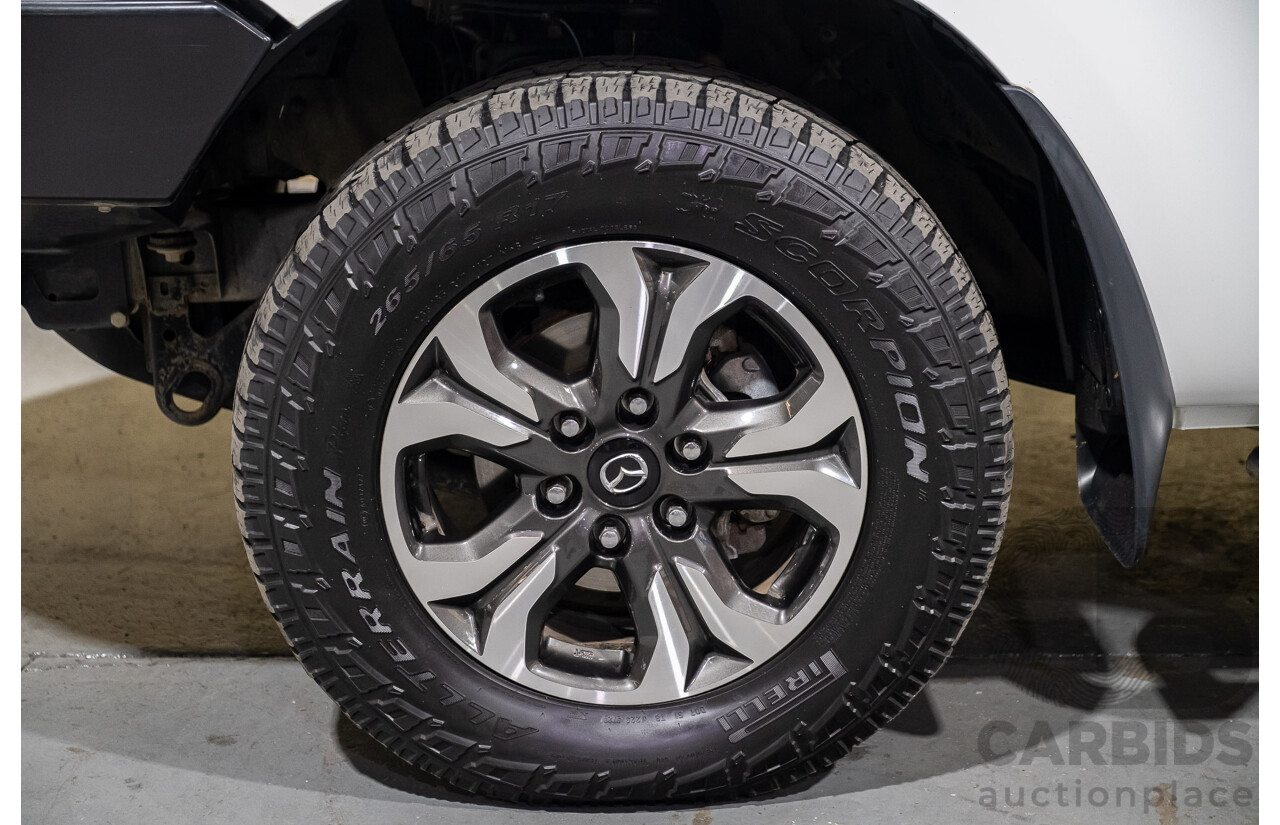 12/2015 Mazda BT-50 GT (4x4) MY16 Dual Cab Utility White Turbo Diesel 3.2L