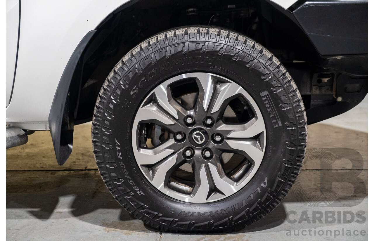12/2015 Mazda BT-50 GT (4x4) MY16 Dual Cab Utility White Turbo Diesel 3.2L