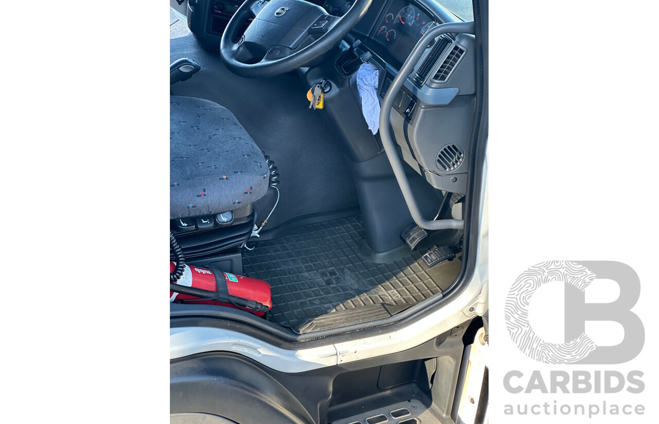 10/2008 Volvo FM 13 6x4 480 HP I-Shift Prime Mover