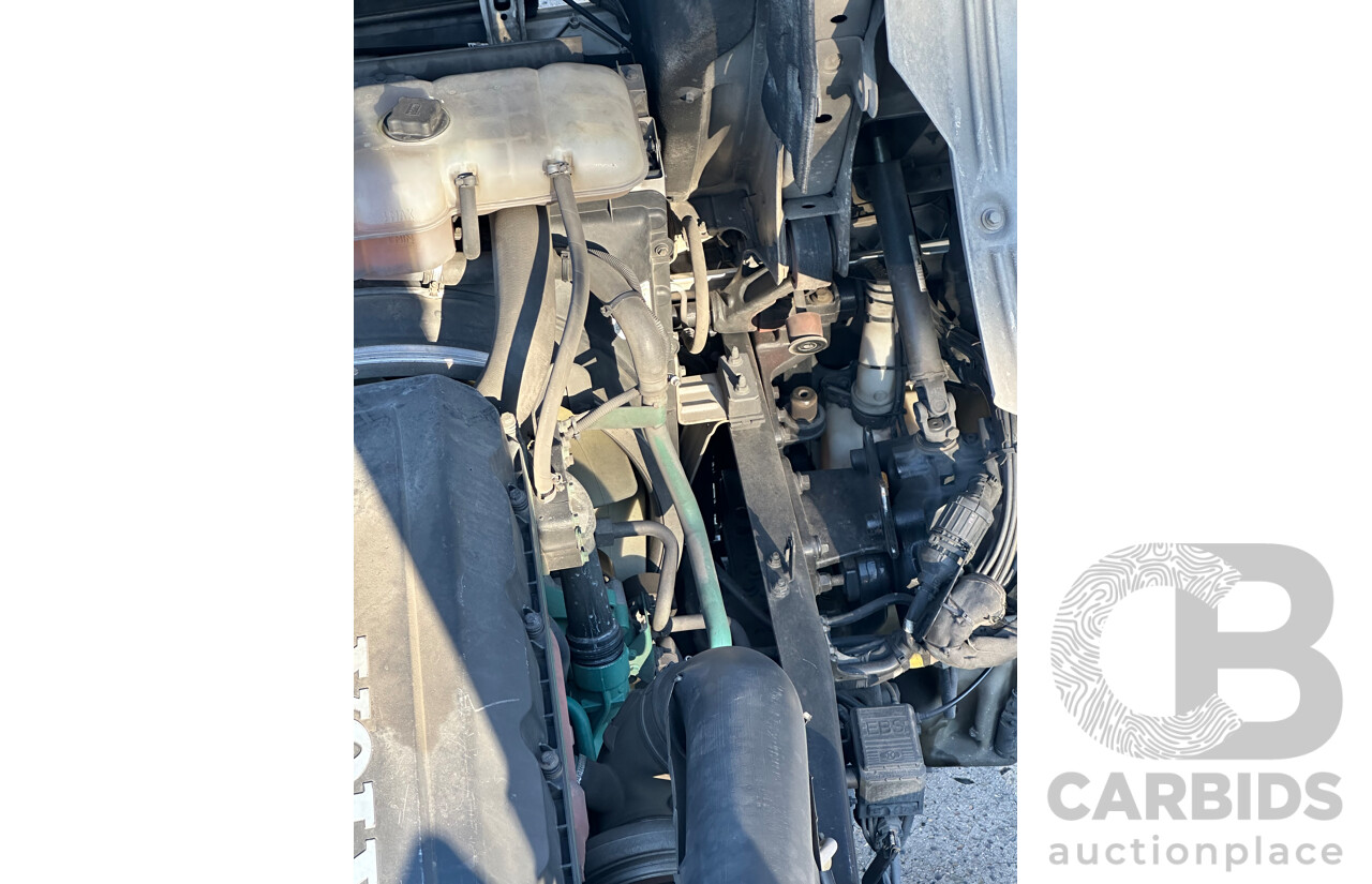 10/2008 Volvo FM 13 6x4 480 HP I-Shift Prime Mover