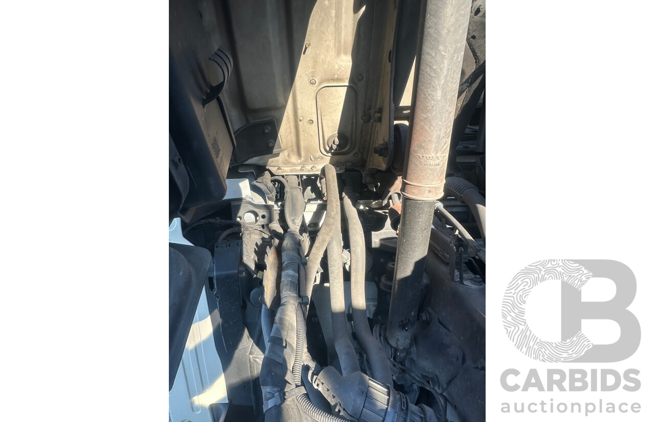 10/2008 Volvo FM 13 6x4 480 HP I-Shift Prime Mover