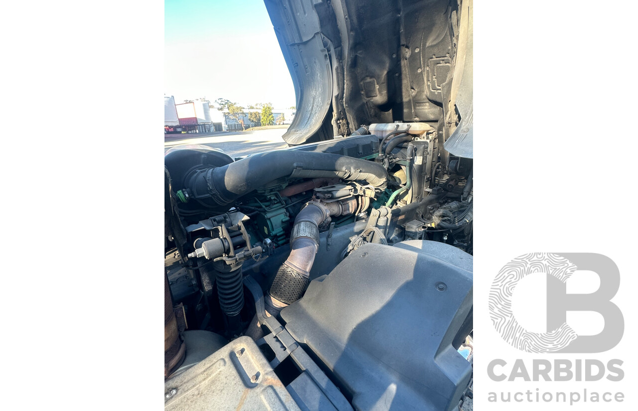10/2008 Volvo FM 13 6x4 480 HP I-Shift Prime Mover
