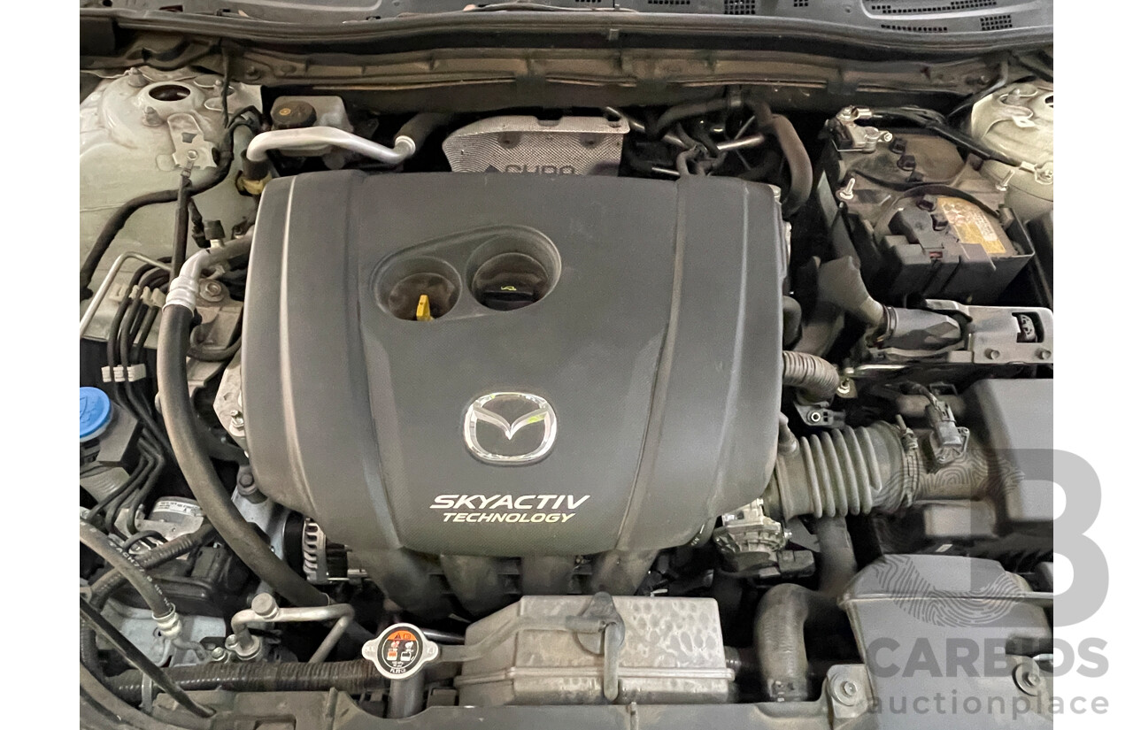12/2015 Mazda Mazda3 SP25 BM 5d Hatchback White 2.5L