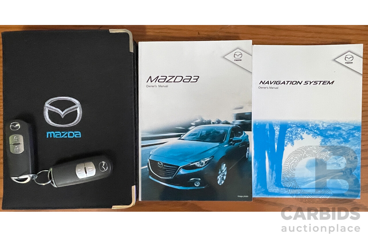12/2015 Mazda Mazda3 SP25 BM 5d Hatchback White 2.5L