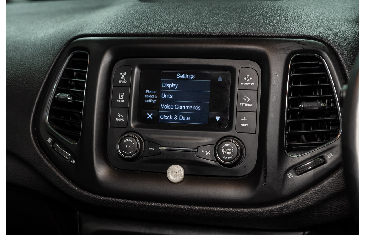 12/2017 Jeep Compass Sport M6 MY18 4d Wagon Pearl White 2.4L