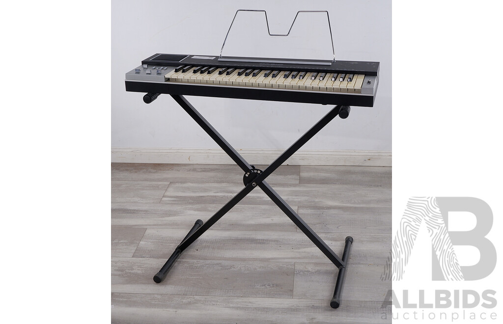 Casiotone 202 Elecrtic Organ on Stand