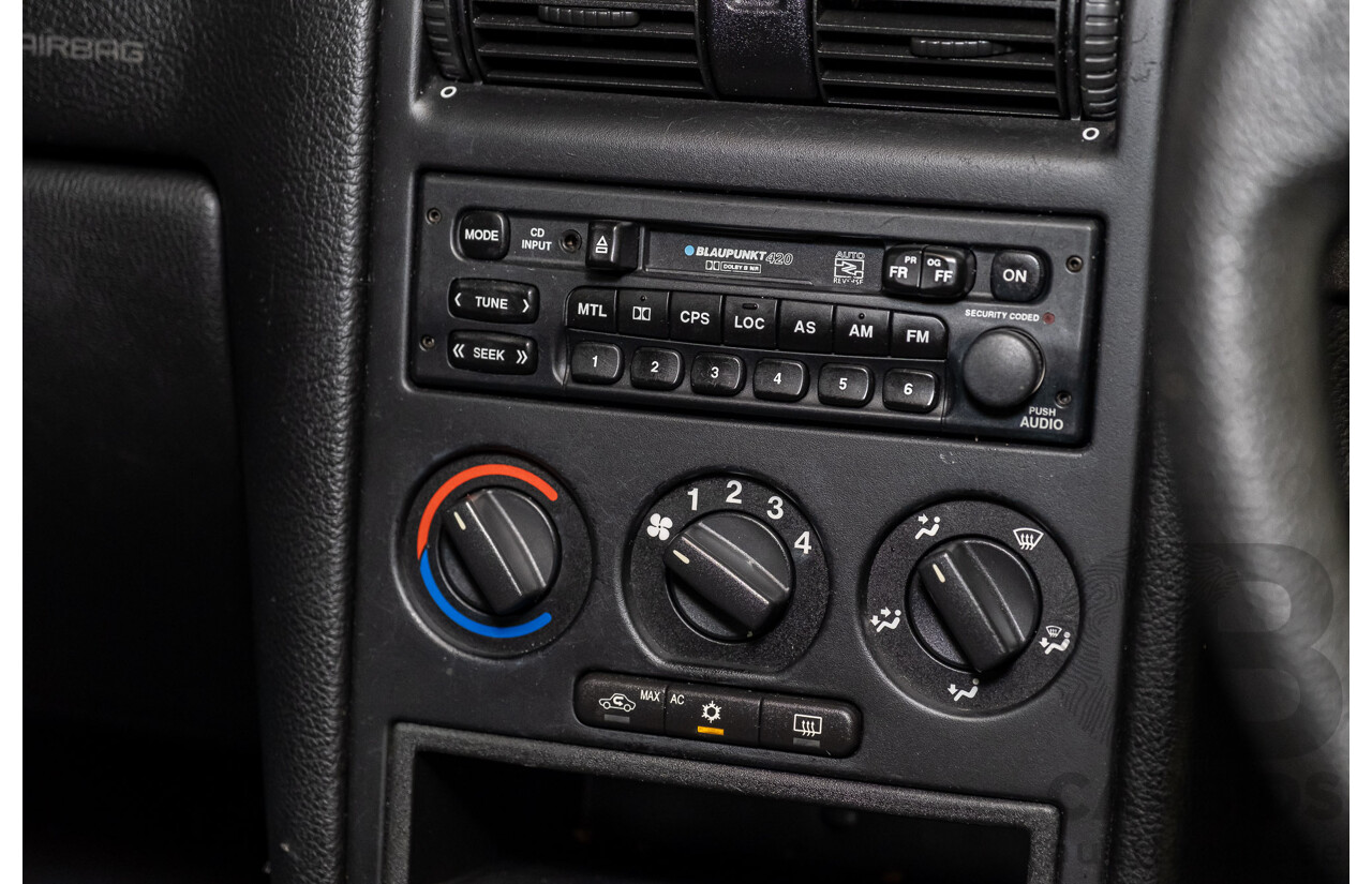 4/2001 Holden Astra CITY TS 5d Hatchback White 1.8L