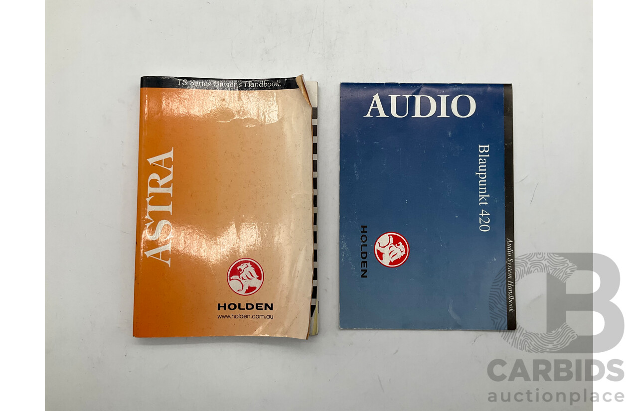 4/2001 Holden Astra CITY TS 5d Hatchback White 1.8L