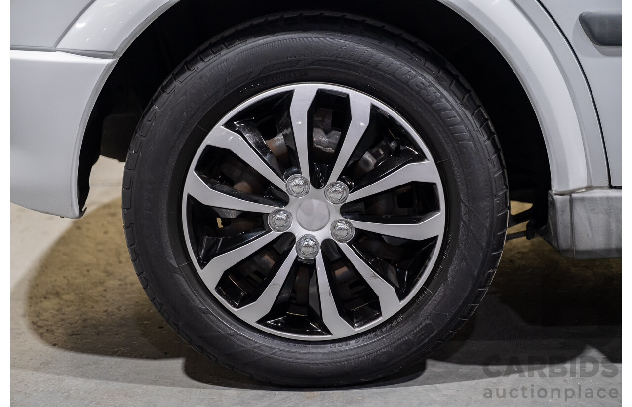 4/2001 Holden Astra CITY TS 5d Hatchback White 1.8L