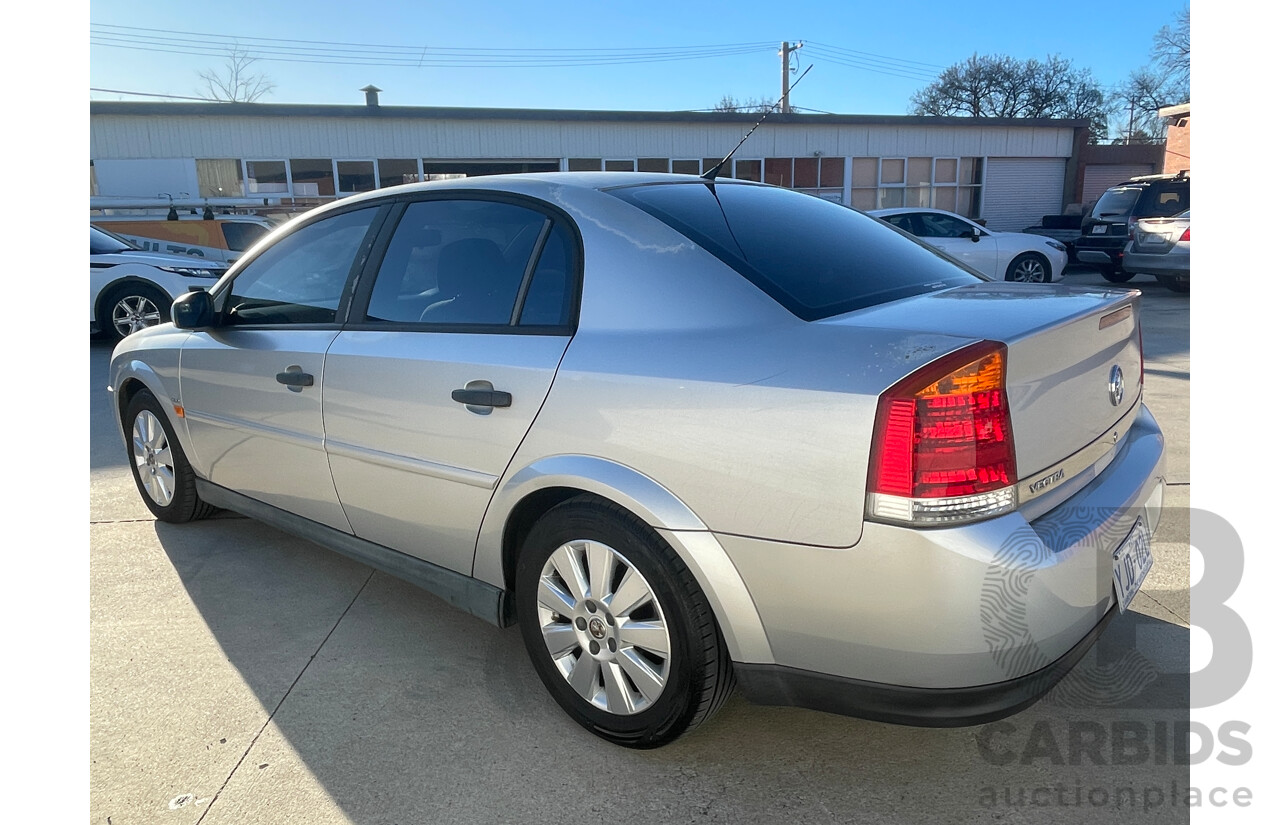 5/2003 Holden Vectra CD ZC 4d Sedan Silver 2.2L