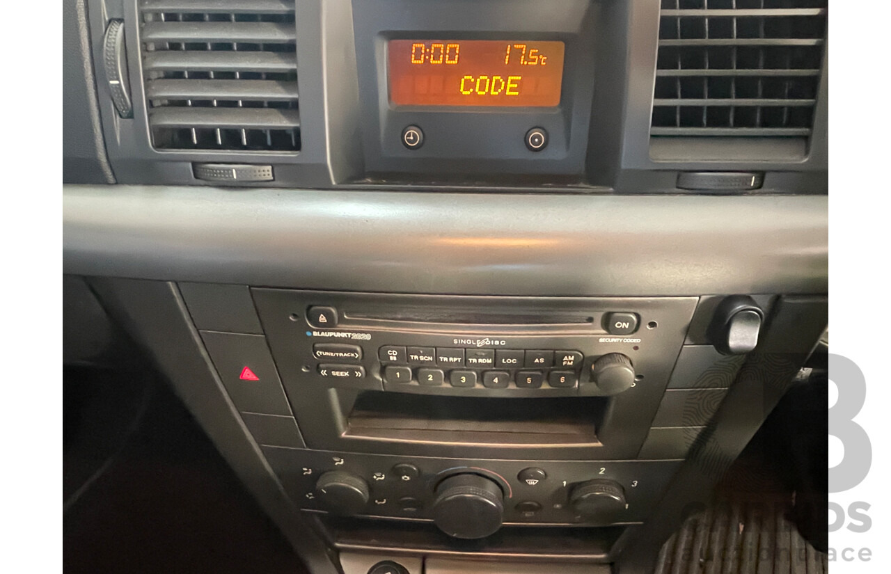 5/2003 Holden Vectra CD ZC 4d Sedan Silver 2.2L