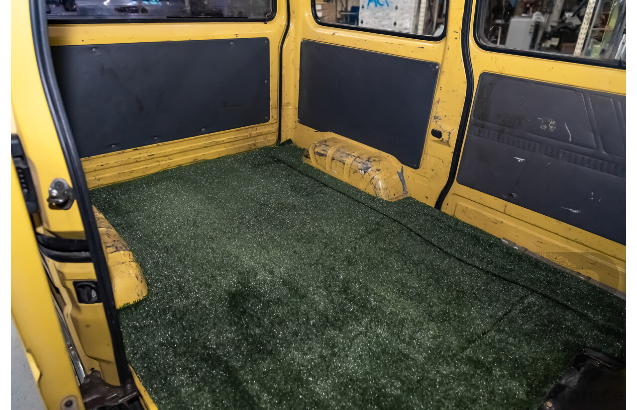 7/1985 Suzuki Super Carry DA21V Van Yellow 1.0L