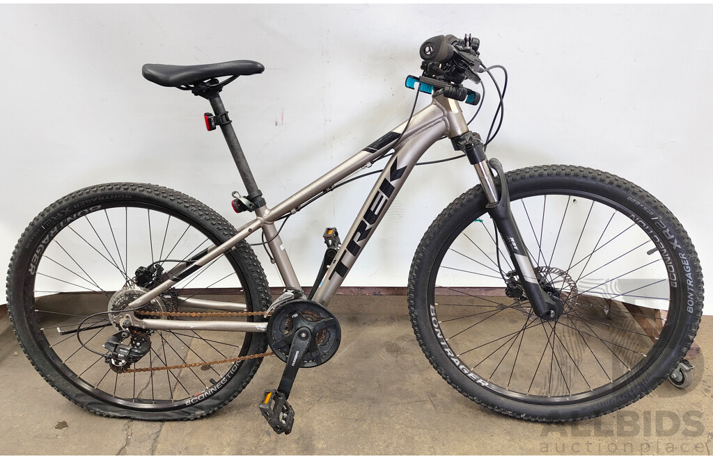 Trek Marlin 5 7 Speed Mountain Bike