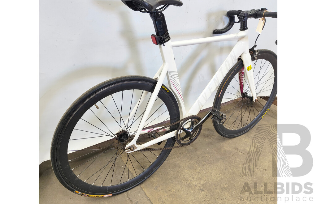 Aventon Mataro Single Speed Racer Bike