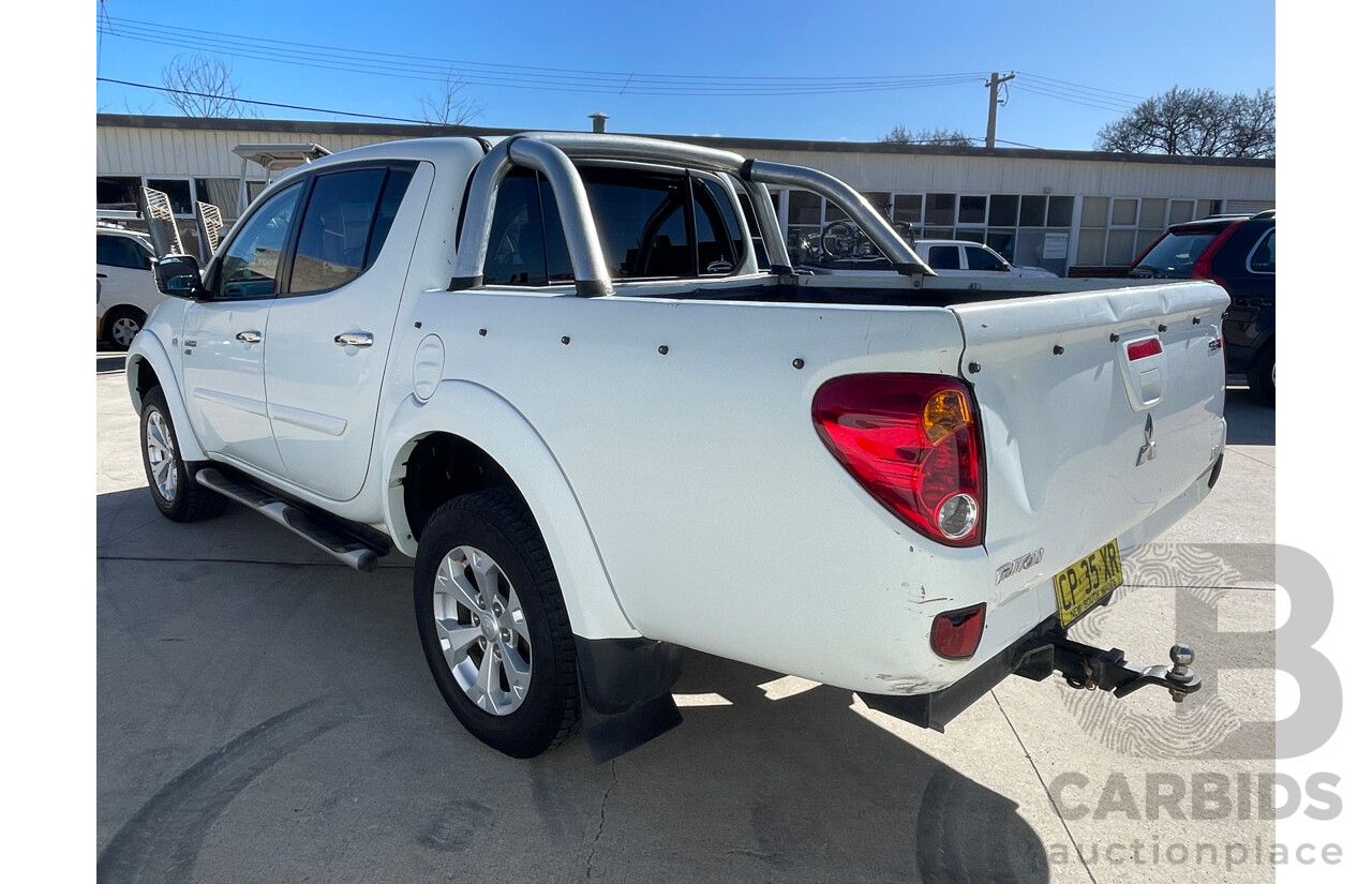 7/2012 Mitsubishi Triton Glx-R (4x4) MN MY12 Double Cab Utility White 2.5L