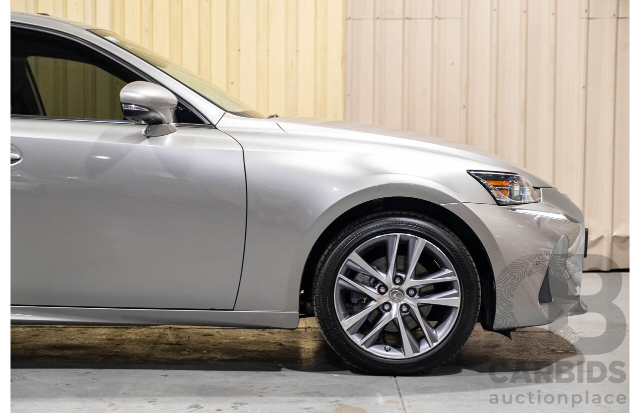 3/2018 Lexus IS300h Luxury Hybrid AVE30R MY16 4d Sedan Metallic Silver 2.5L
