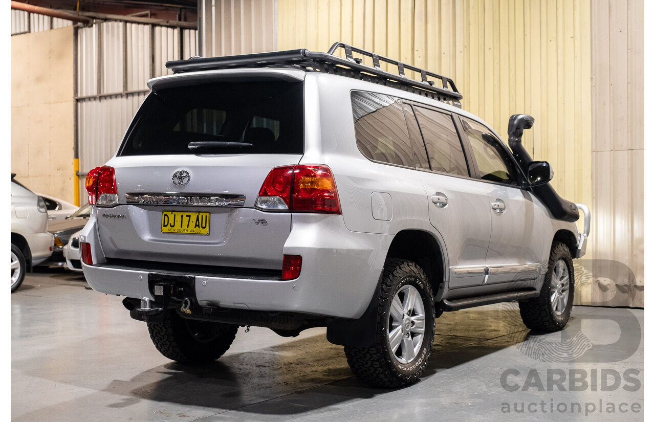 6/2012 Toyota Landcruiser Sahara (4x4) VDJ200R 4d Wagon Silver Turbo Diesel V8 4.5L