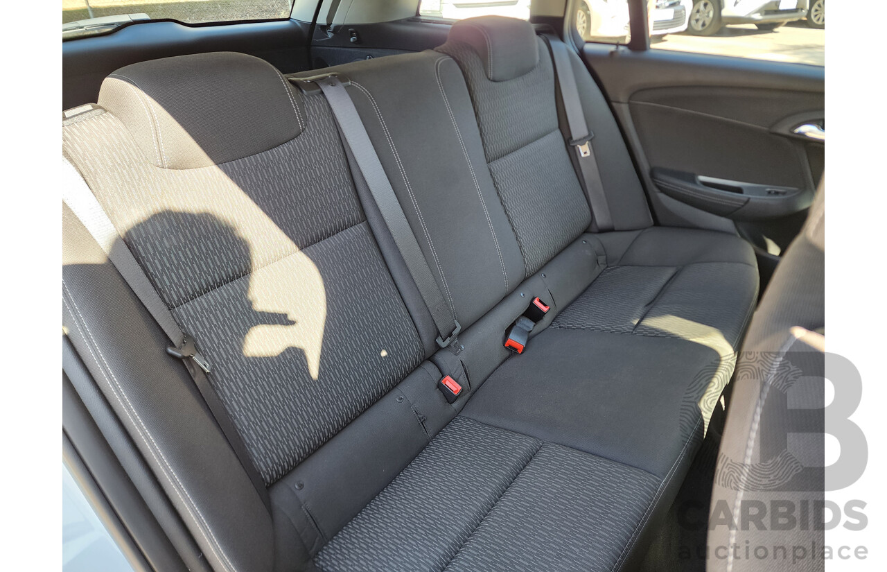 7/2017 Holden Commodore Evoke VF11 4d Sportwagon White V6 3.0L