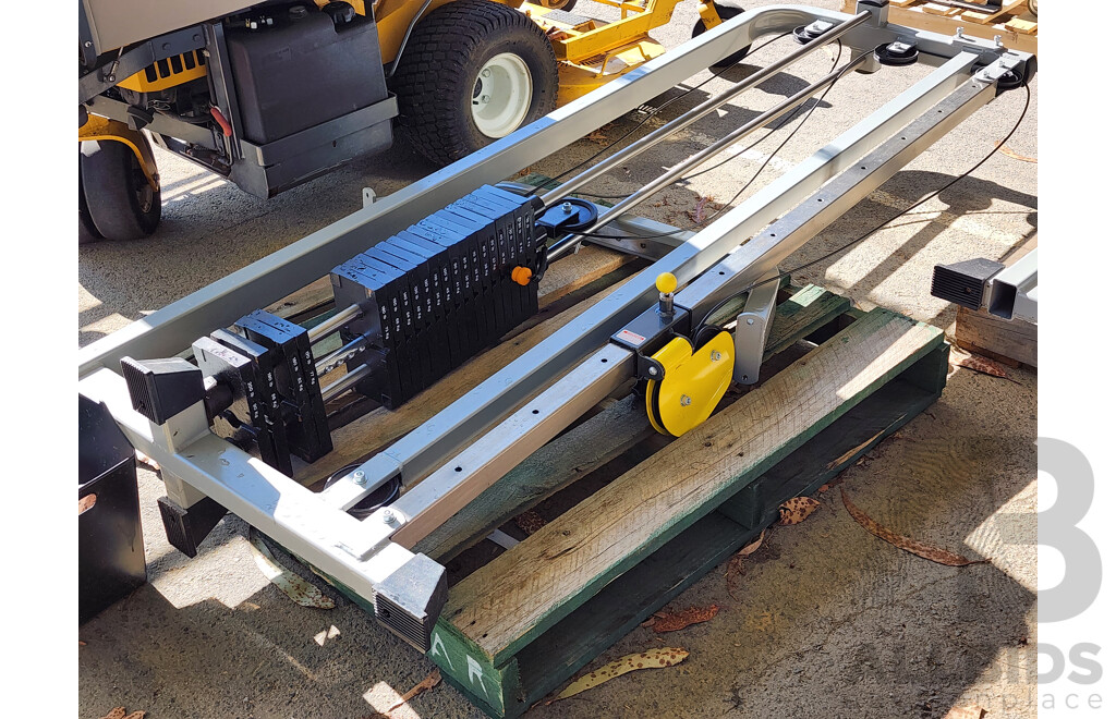 Maxim Quad Pulley Cable Machine