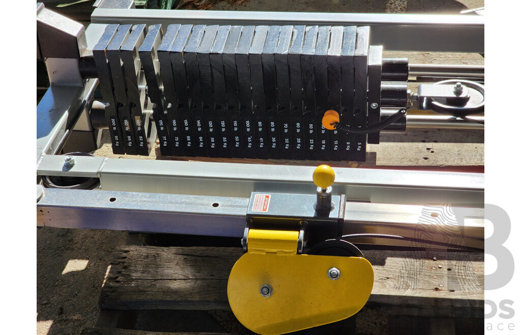 Maxim Quad Pulley Cable Machine
