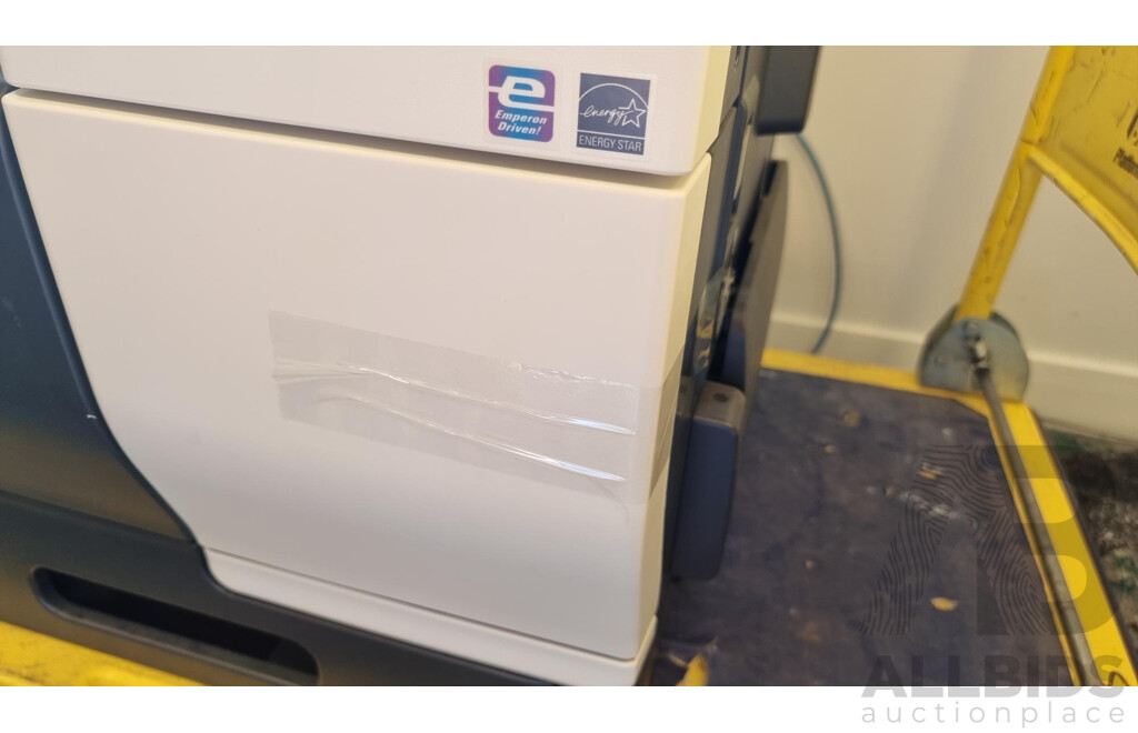 Konica Minolta Bizhub C3351