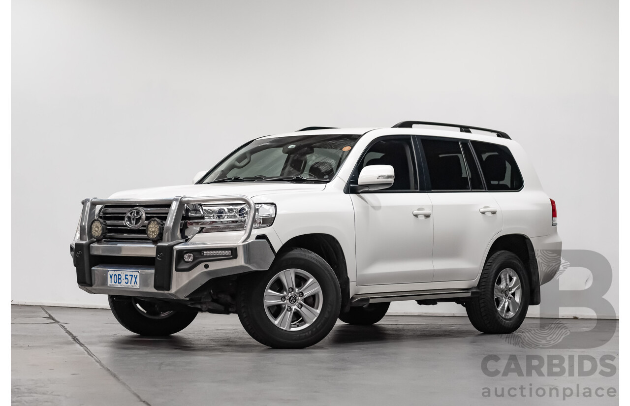 8/2018 Toyota Landcruiser GXL (4x4) VDJ200R MY19 4d Wagon White Turbo Diesel V8 4.5L - 8 Seater