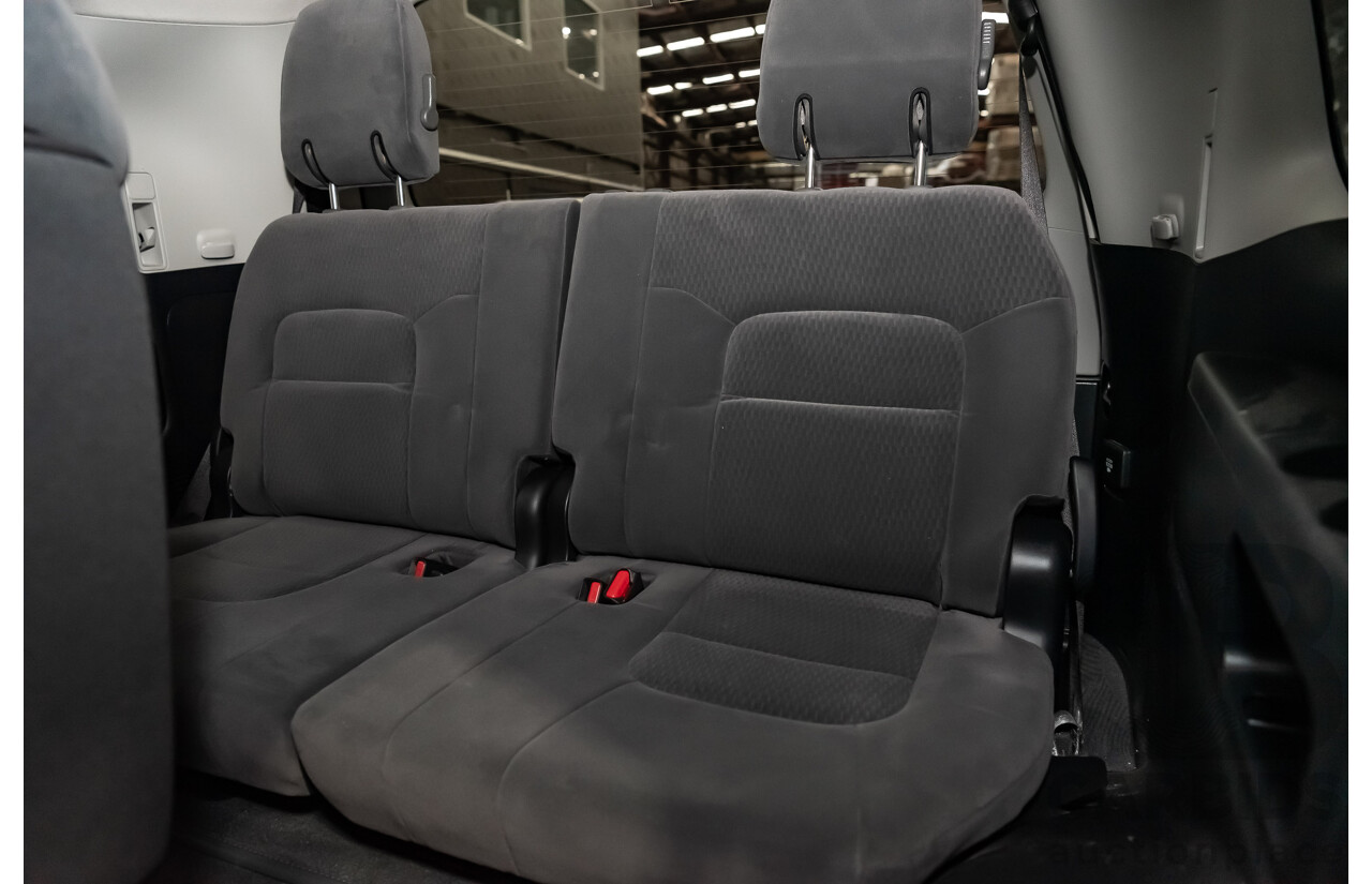 8/2018 Toyota Landcruiser GXL (4x4) VDJ200R MY19 4d Wagon White Turbo Diesel V8 4.5L - 8 Seater