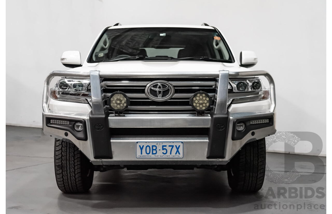 8/2018 Toyota Landcruiser GXL (4x4) VDJ200R MY19 4d Wagon White Turbo Diesel V8 4.5L - 8 Seater