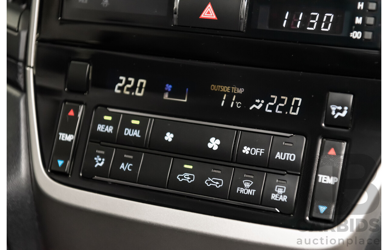 8/2018 Toyota Landcruiser GXL (4x4) VDJ200R MY19 4d Wagon White Turbo Diesel V8 4.5L - 8 Seater