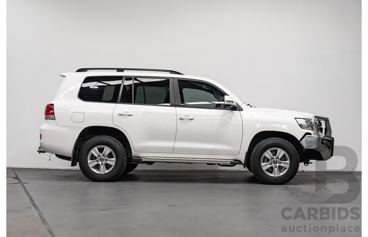 8/2018 Toyota Landcruiser GXL (4x4) VDJ200R MY19 4d Wagon White Turbo Diesel V8 4.5L - 8 Seater