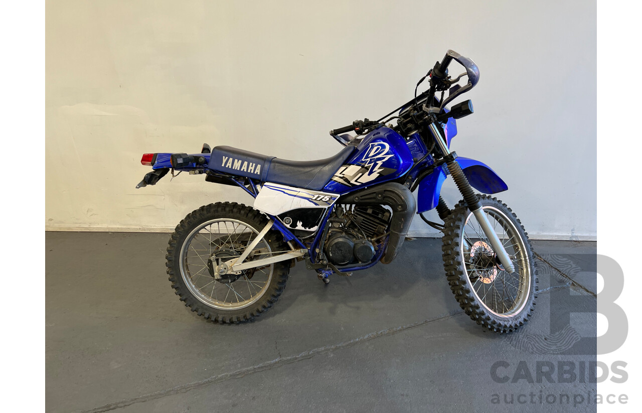 8/2001 Yamaha DT 175cc 2 Stroke Motorcycle