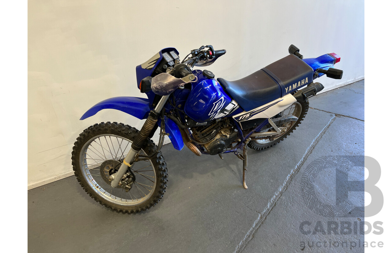 8/2001 Yamaha DT 175cc 2 Stroke Motorcycle