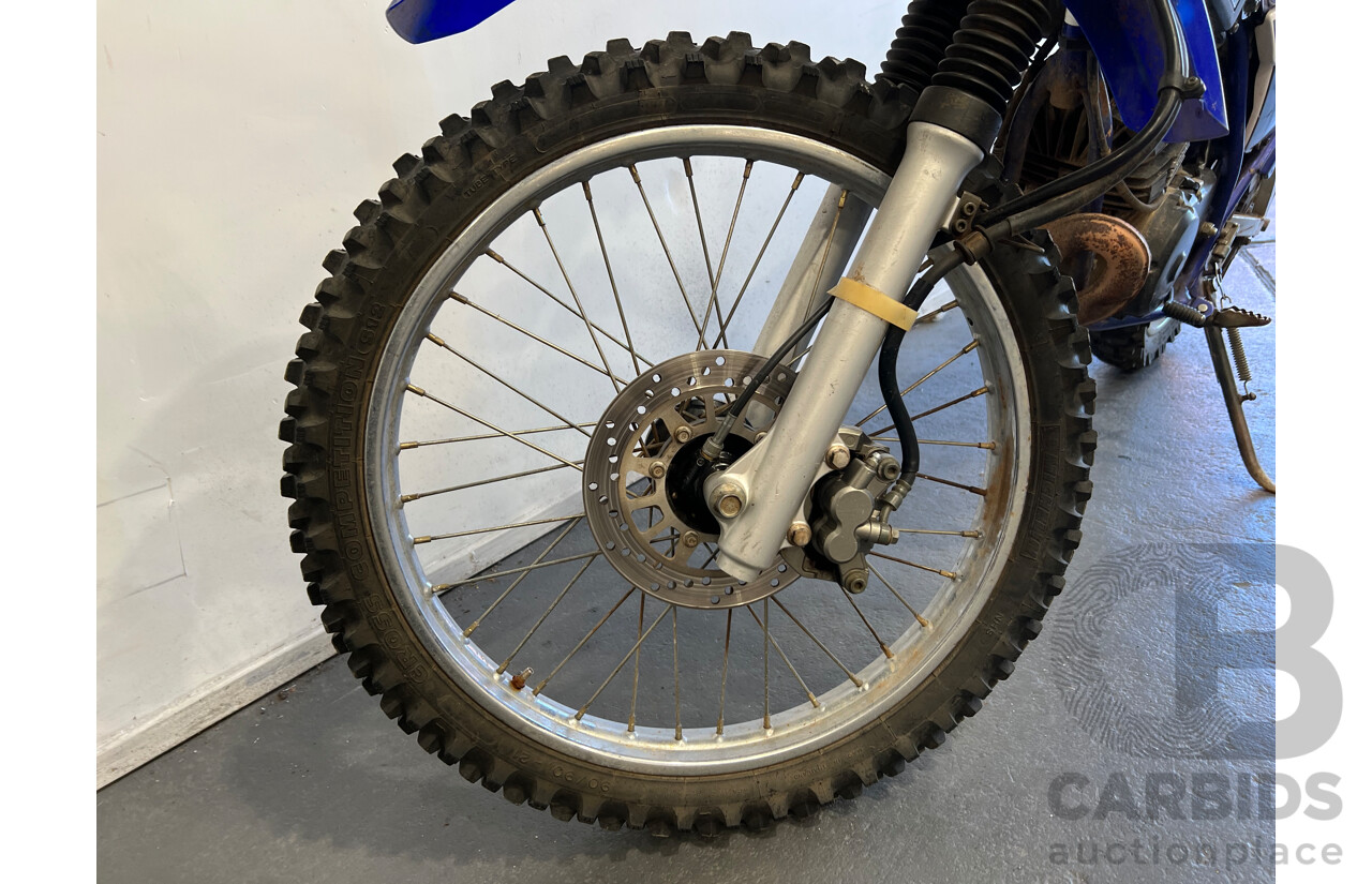 8/2001 Yamaha DT 175cc 2 Stroke Motorcycle