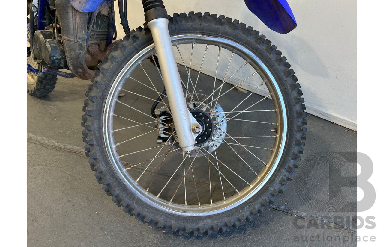 8/2001 Yamaha DT 175cc 2 Stroke Motorcycle