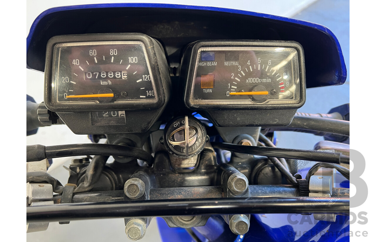 8/2001 Yamaha DT 175cc 2 Stroke Motorcycle