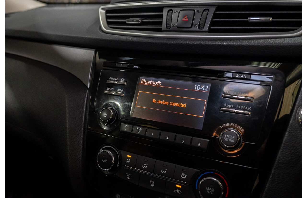 3/2017 Nissan X-Trail ST (fwd) T32 4d Wagon Pearl White 2.5L