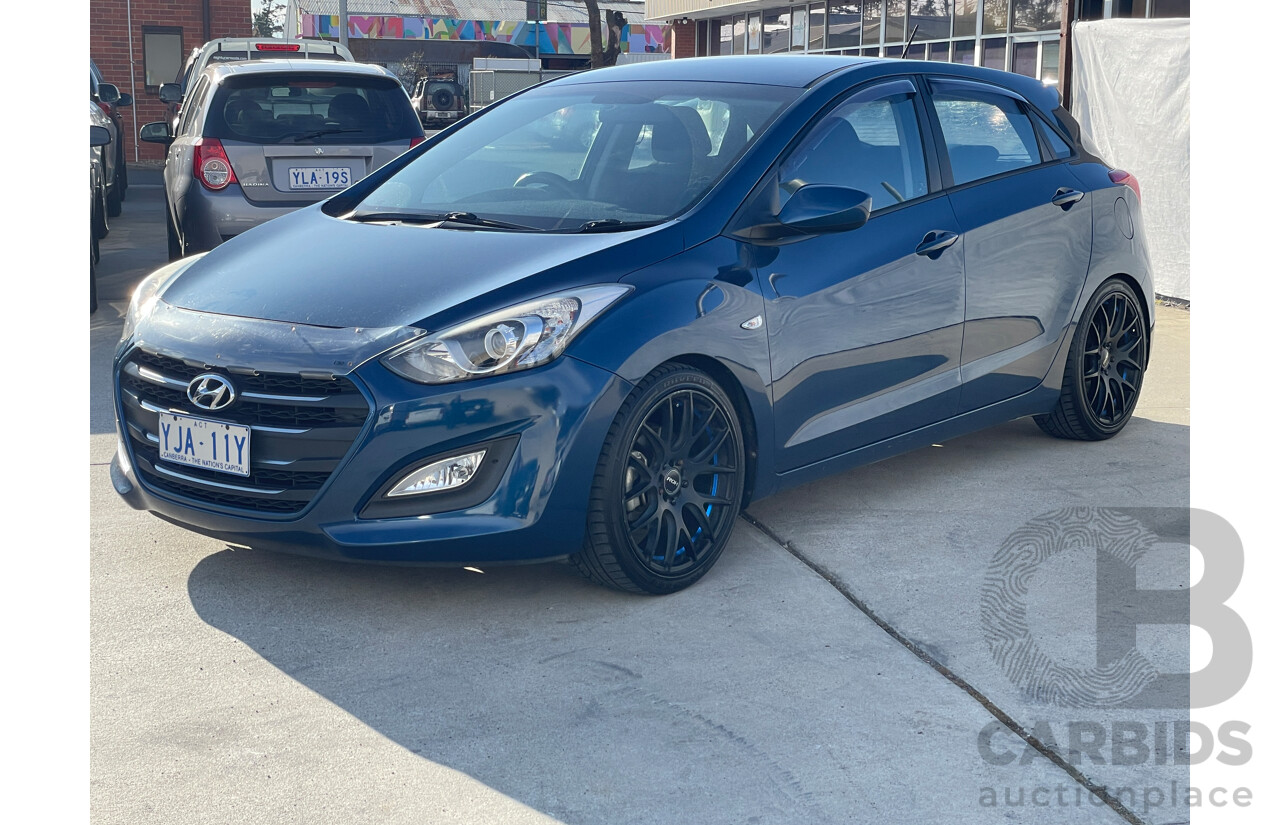 7/2015 Hyundai i30 Active GD3 SERIES 2 5d Hatchback Blue 1.8L