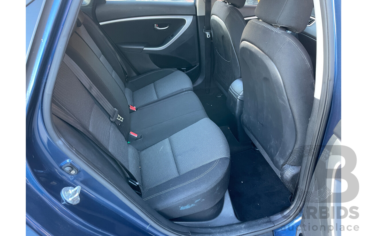7/2015 Hyundai i30 Active GD3 SERIES 2 5d Hatchback Blue 1.8L