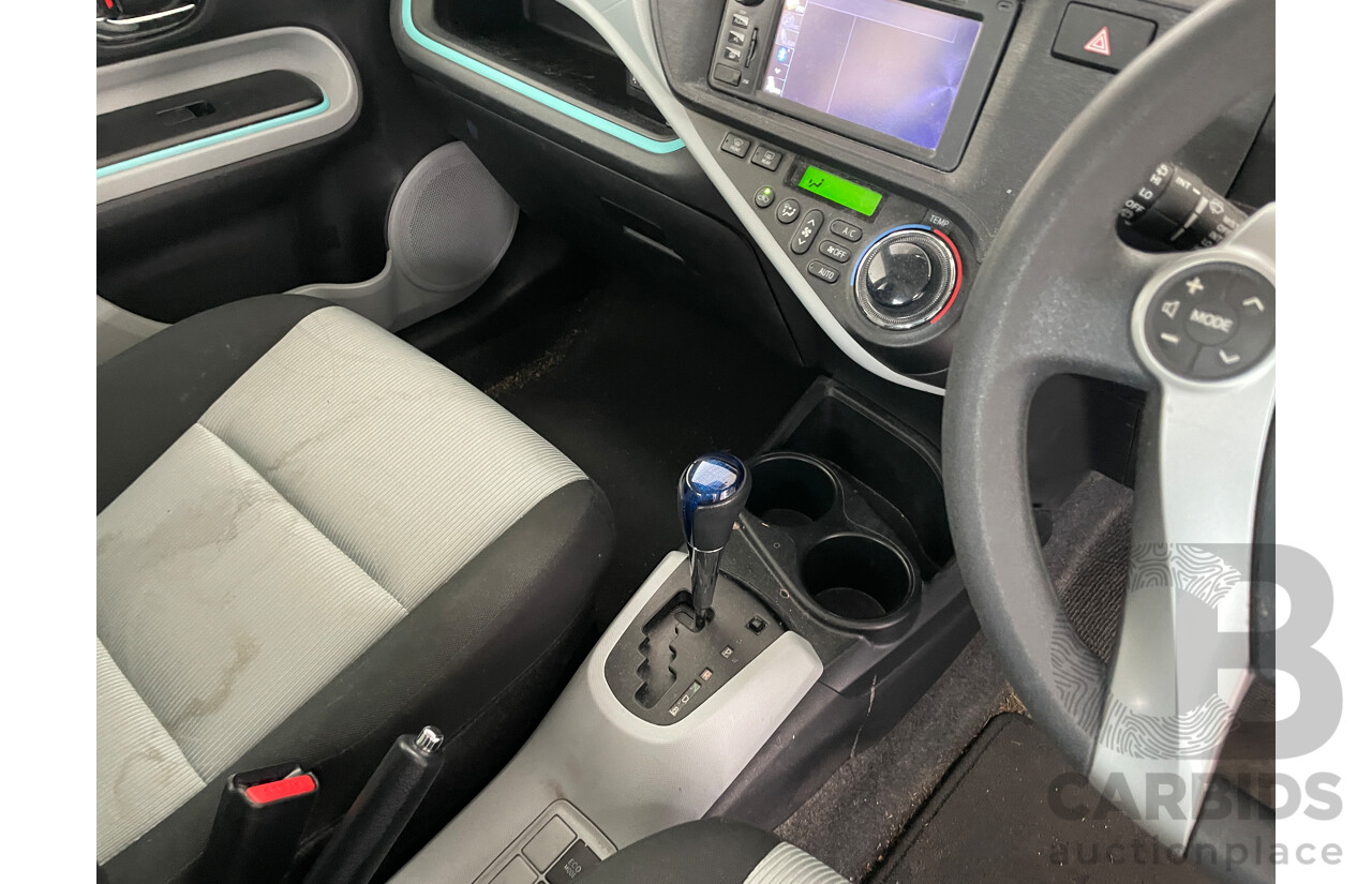9/2012 Toyota Prius-C Hybrid NHP10R 5d Hatchback White 1.5L