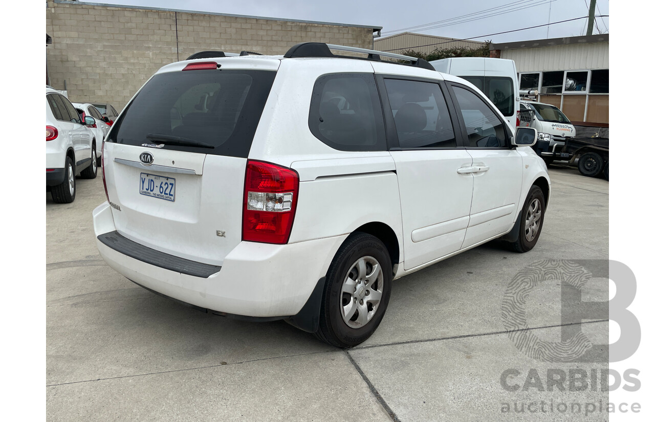 5/2008 Kia Carnival EX VQ 4d Wagon White 2.7L