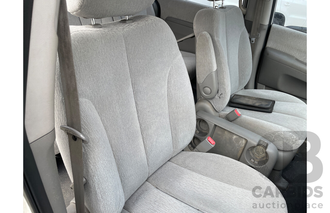 5/2008 Kia Carnival EX VQ 4d Wagon White 2.7L