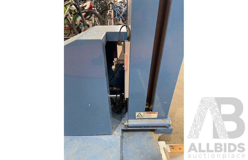 Orbit Wrap Pallet Wrapping Machine