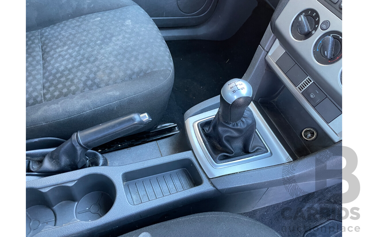 9/2008 Ford Focus CL LT 5d Hatchback Purple 2.0L