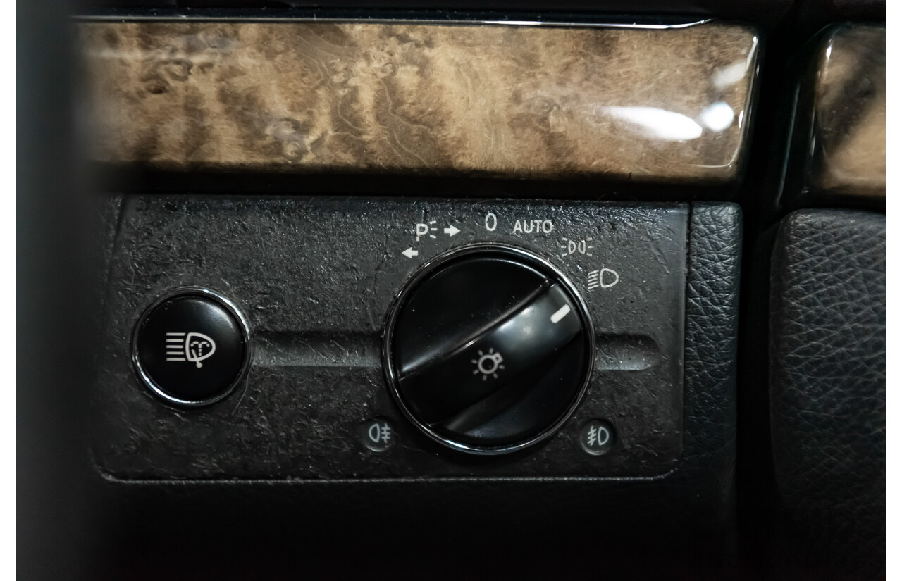 1/2006 Mercedes Benz E500 Avantgarde W211 MY06 UPGRADE 4d Sedan Black V8 5.0L