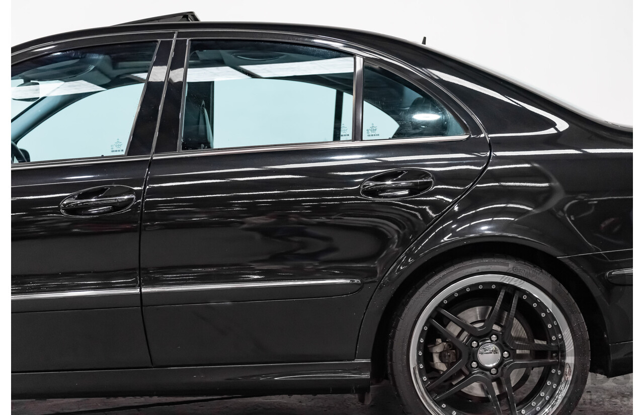 1/2006 Mercedes Benz E500 Avantgarde W211 MY06 UPGRADE 4d Sedan Black V8 5.0L